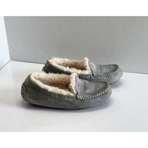 UGG Ansley Women's 8 Light Gray Suede Slippers Water Resistant Slip On Moccasins - Picture 2 of 14